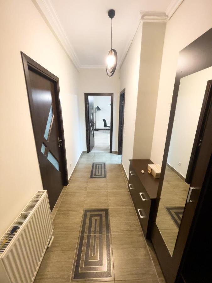 Enjoy Apartments - Spacious Retreat In Our Villa Cluj-Napoca Exterior foto